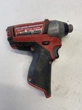 MILWAUKEE TOOLS 2453-20 IMPACT DRIVER (P05024376)