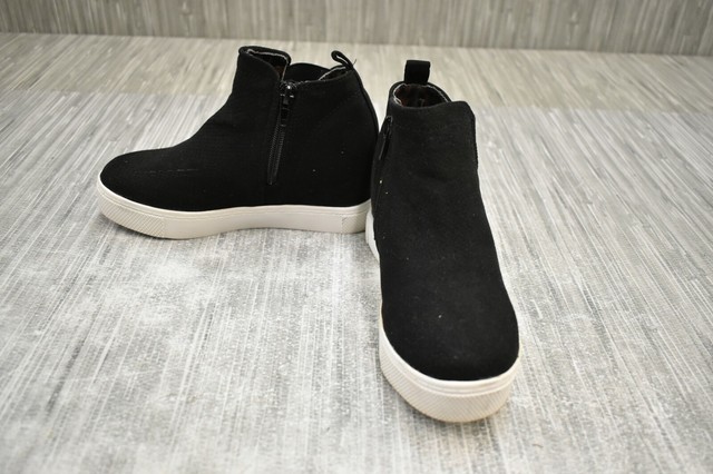 girls black keds