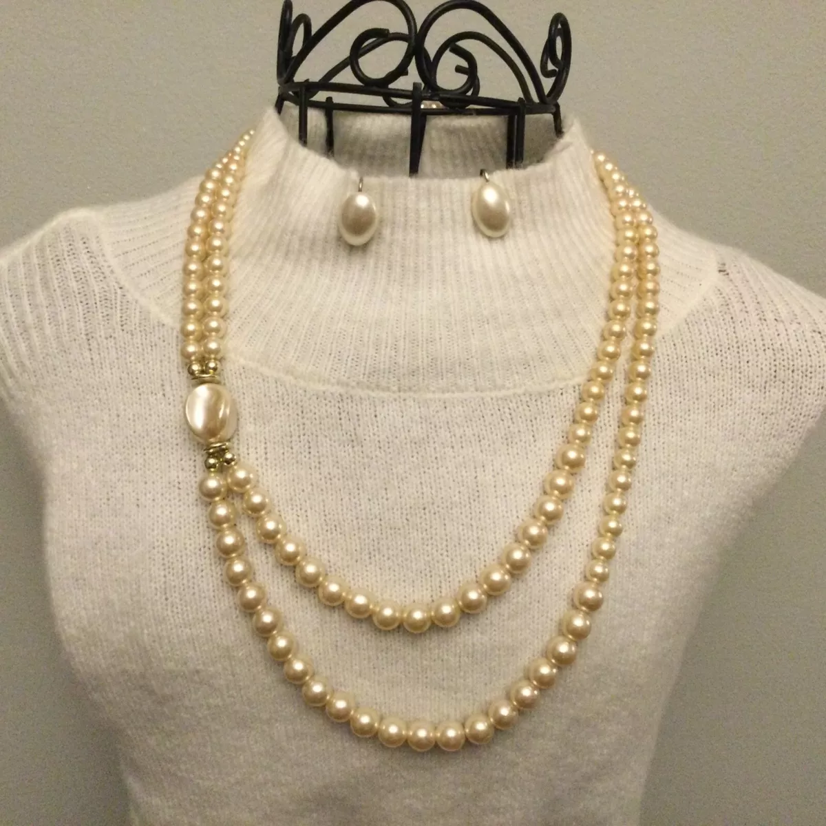 Stunning Vintage Estate Double Strand Faux Pearl Necklace Clip