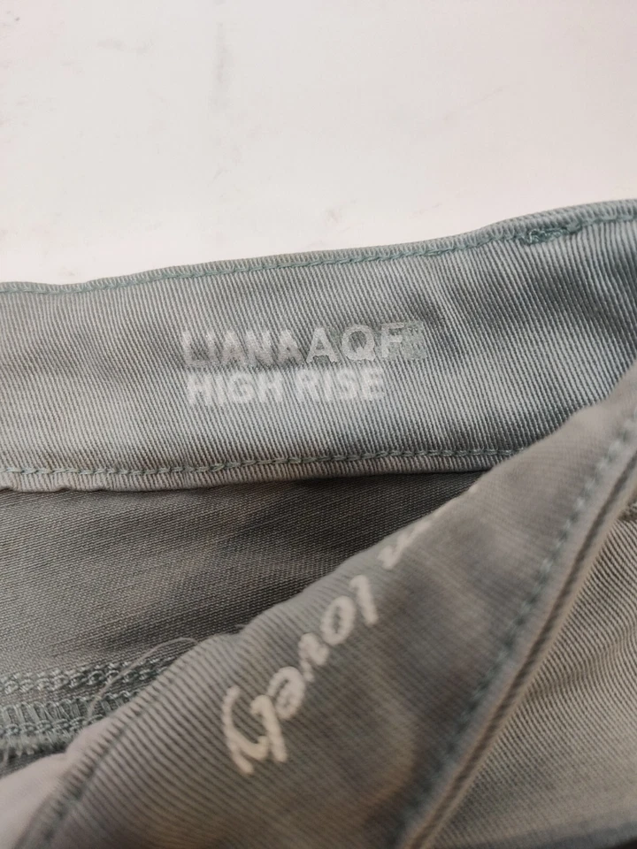 Pantalones Cortos Lola Jeans Dobladillo Crudo Para Mujer Talla 16/34 Verde Kimes Corte Rancho Salvia Como Nuevos Foto 3 de 4