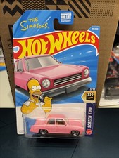 Hot Wheels The Simpsons Family Car Pink Sedan Hw Screen Time 310 108250