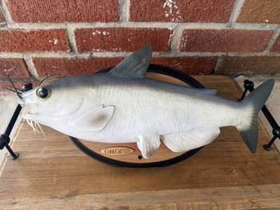 Vintage 2000 Gemmy Cool Catfish Singing Talking Fish Wall Plaque Partially Works