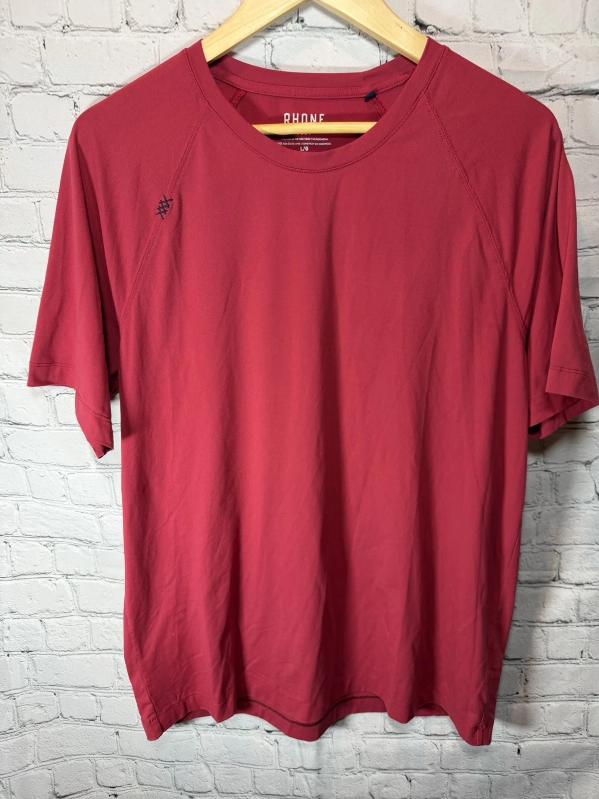 Rhone Shirt Mens Large Red Athletic Short Sleeve Performance Wicking