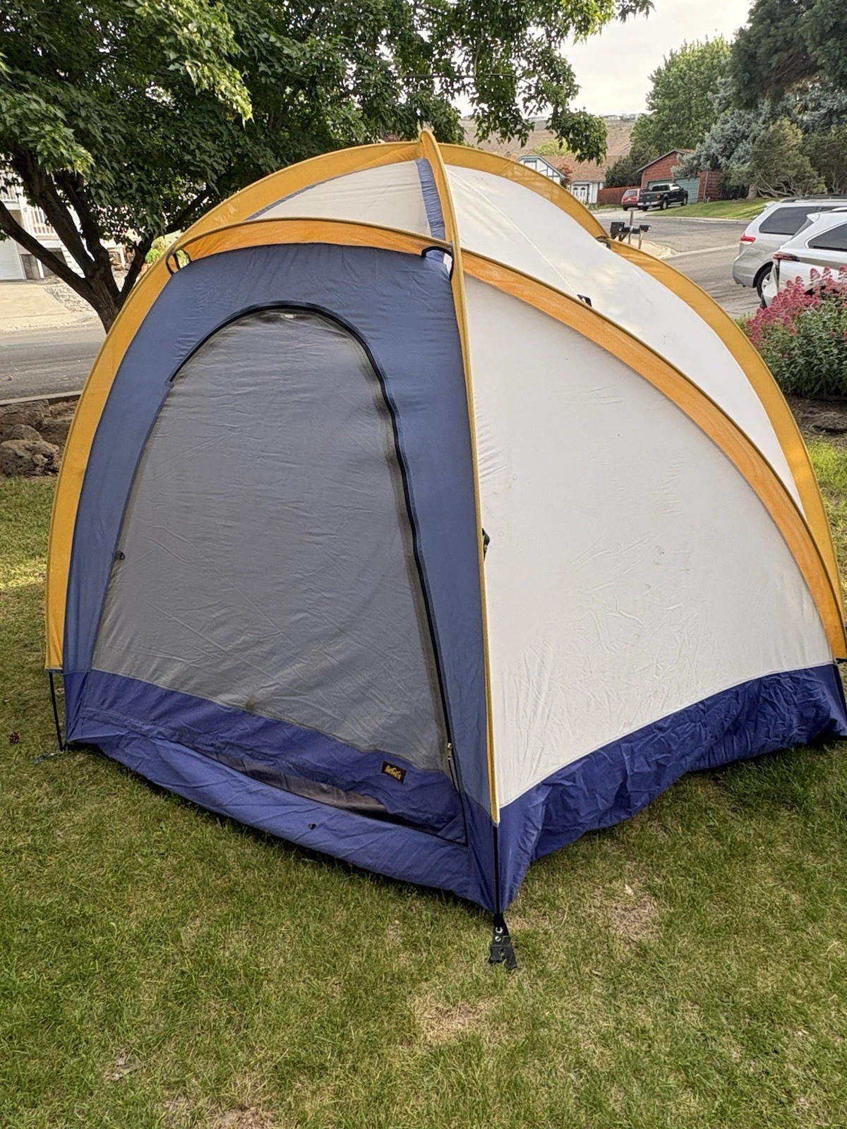 Vtg REI Dome Camping Tent 5 Person W Rainfly, 6 Sided 76” High & 69” Per Side