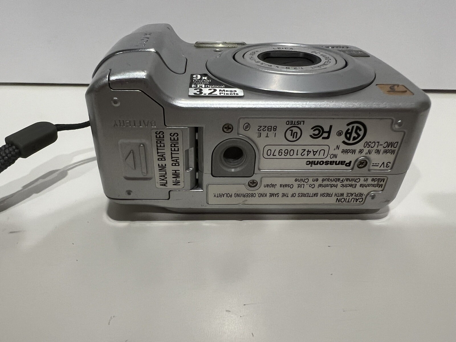 Panasonic Lumix DMCLC50 3.2MP 3X Opt Zoom Compact Digital Camera & SD