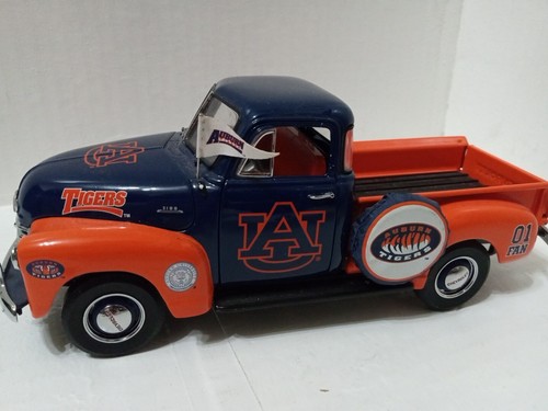 Auburn Tiger 1953 Chevrolet LKW Druckguss Danbury neuwertig Heckklappe mit Extras - Bild 11 von 15
