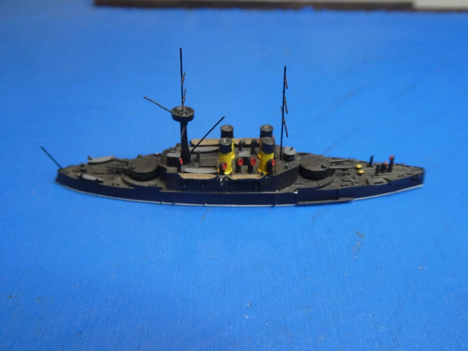 Linienschiff Nawarin (Rus) in 1:1250 Hersteller Mercator Nr. M. 307