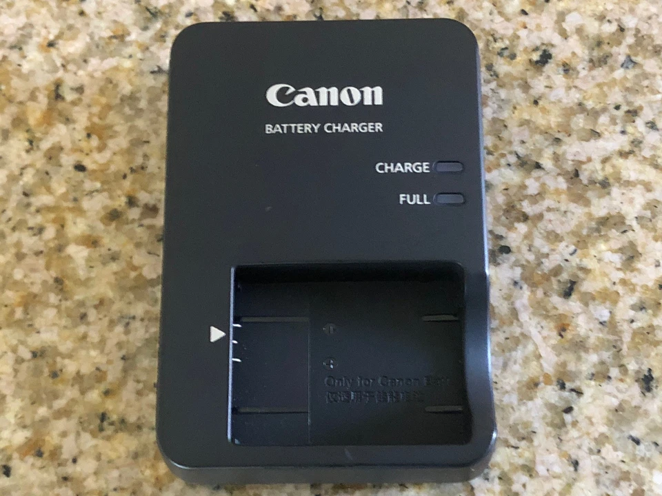 Cargador de batería Canon CB-2LH para NB-13L, PowerShot G5X Mk II, G7X Mk I, II y III Foto 3 de 3