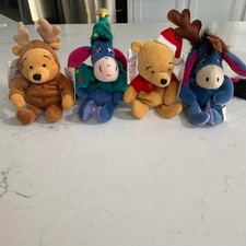 NWT vintage Disney Store Mini Bean Bag Plush Set   Pooh, Eeyore Holiday set