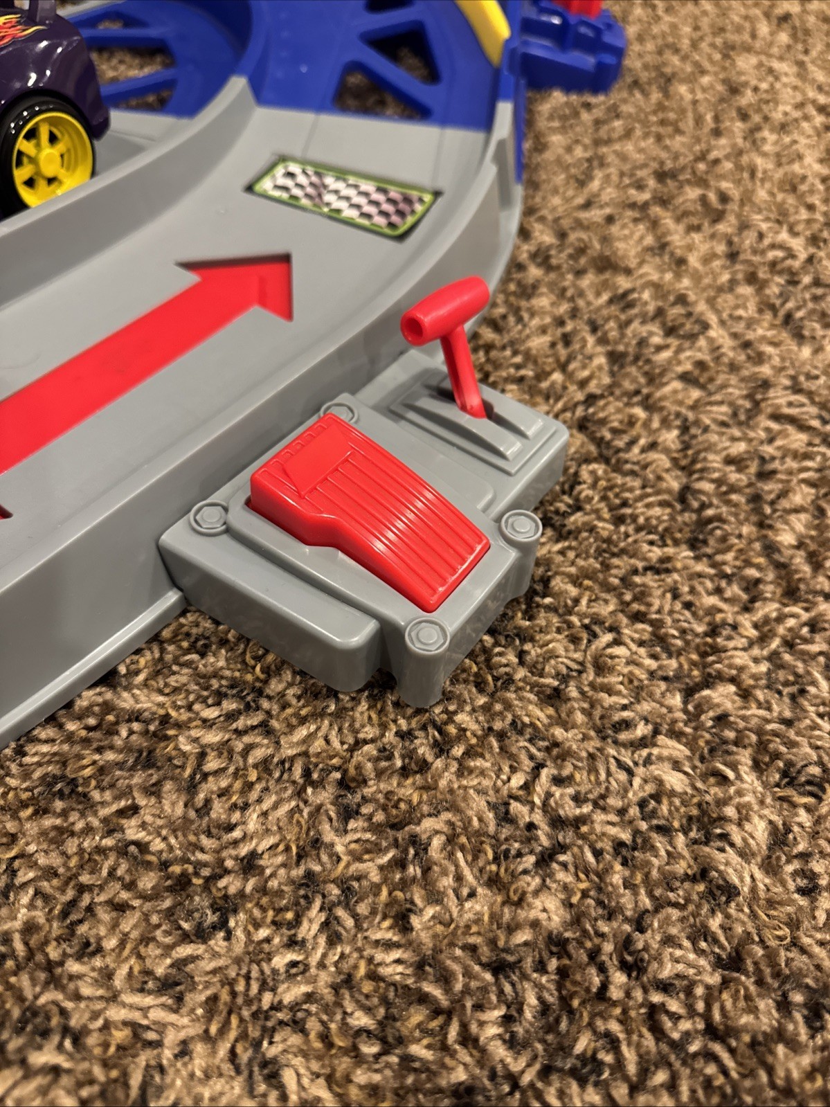 Picture 5 of 24