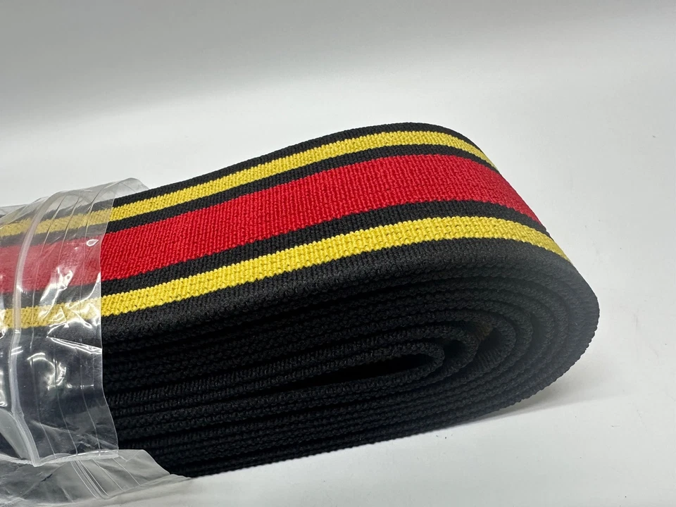 Titan Signature Gold Powerlifting Knee Wrap 2m - Image 2 of 3