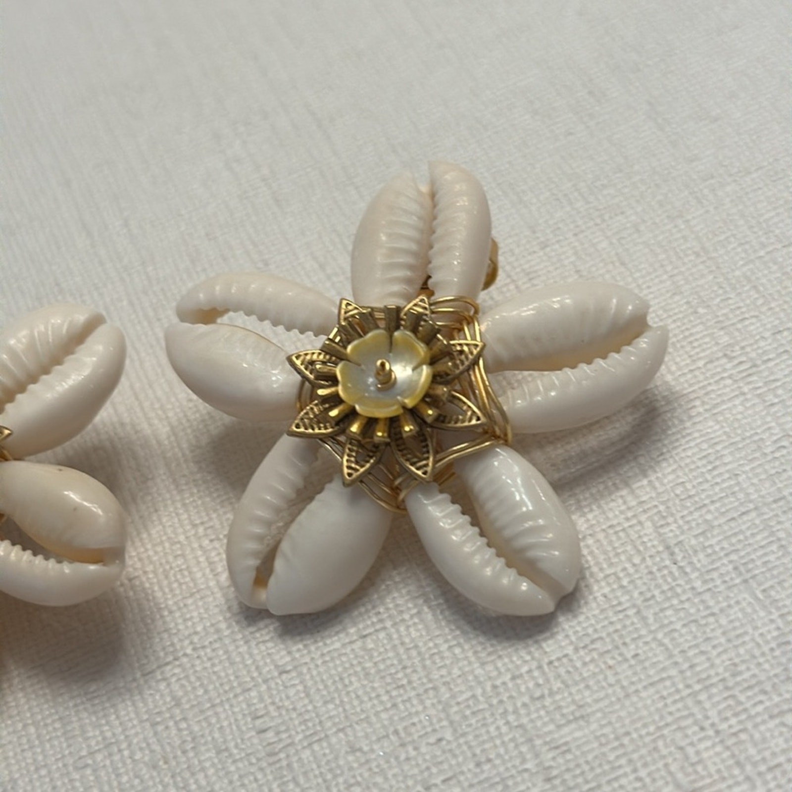 Shell Earrings - image 3