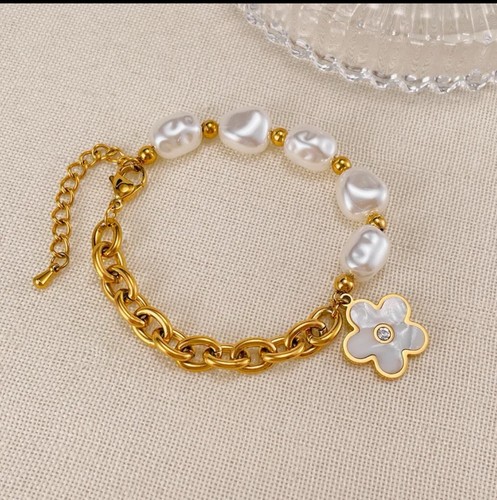 18K Gold Pleated Waterproof Pearl Bracelet main image 1