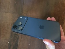 Apple iPhone 17 Pro Max - 1 TB - Deep Blue (Unlocked)
