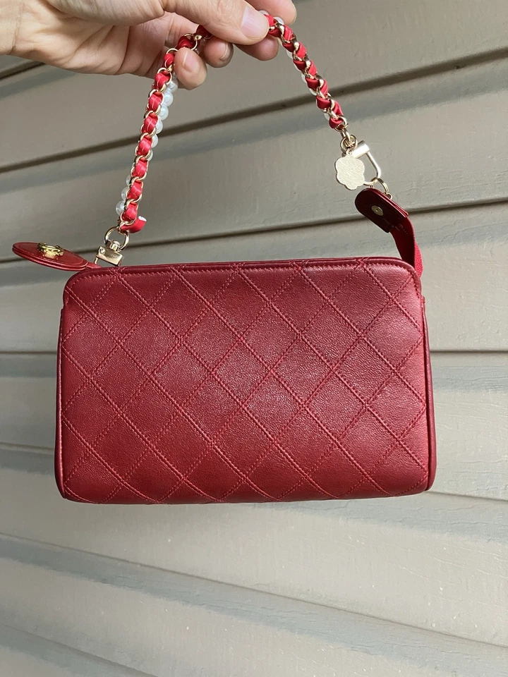 Authenticated Chanel Matelasse Red Lambskin Pouch Pochette on chain *customized* - Image 4 of 4
