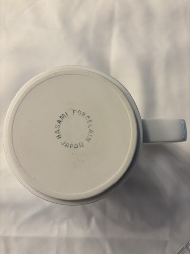 Exclusive Apple Visitor Center Porcelain Coffee Mug Japan White Rainbow 15oz,Use - Picture 8 of 9