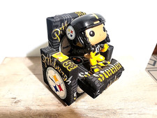Troy Polamalu Pittsburgh Steelers #43 Funko Pop w/Custom NFL Mini Recliner Chair