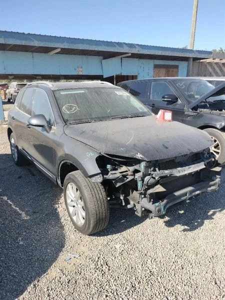 FUEL VAPOR CHARCOAL CANISTER 7P0-201-801-L 2011 VOLKSWAGEN TOUAREG - Image 4 of 4