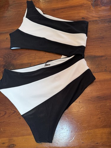 Beach Riot Joyce One Piece Swimsuit Black White One Shoulder Cut Out Sz XL NWT - Picture 14 of 16