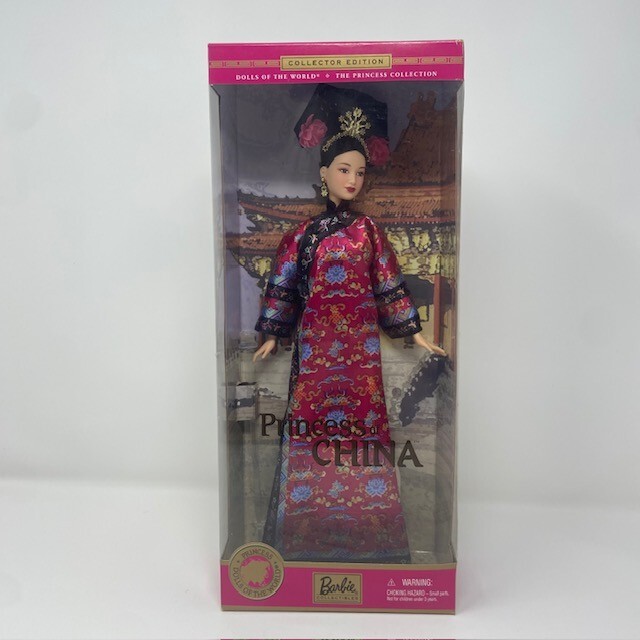 Dolls of the World Princess of China Barbie 2001 Mattel 53368
