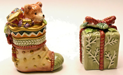 Christmas Salt & Pepper Shakers Fitz & Floyd Winter Holiday Santa Pattern New
