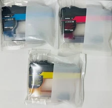 New Genuine Brother LC3033 Cyan Magenta Yellow 3PK Starter Ink Cartridges