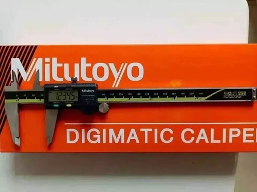 Mitutoyo Japan 500-197-30 200mm/8" Absolute Digital Digimatic Vernier Caliper - Picture 7 of 8