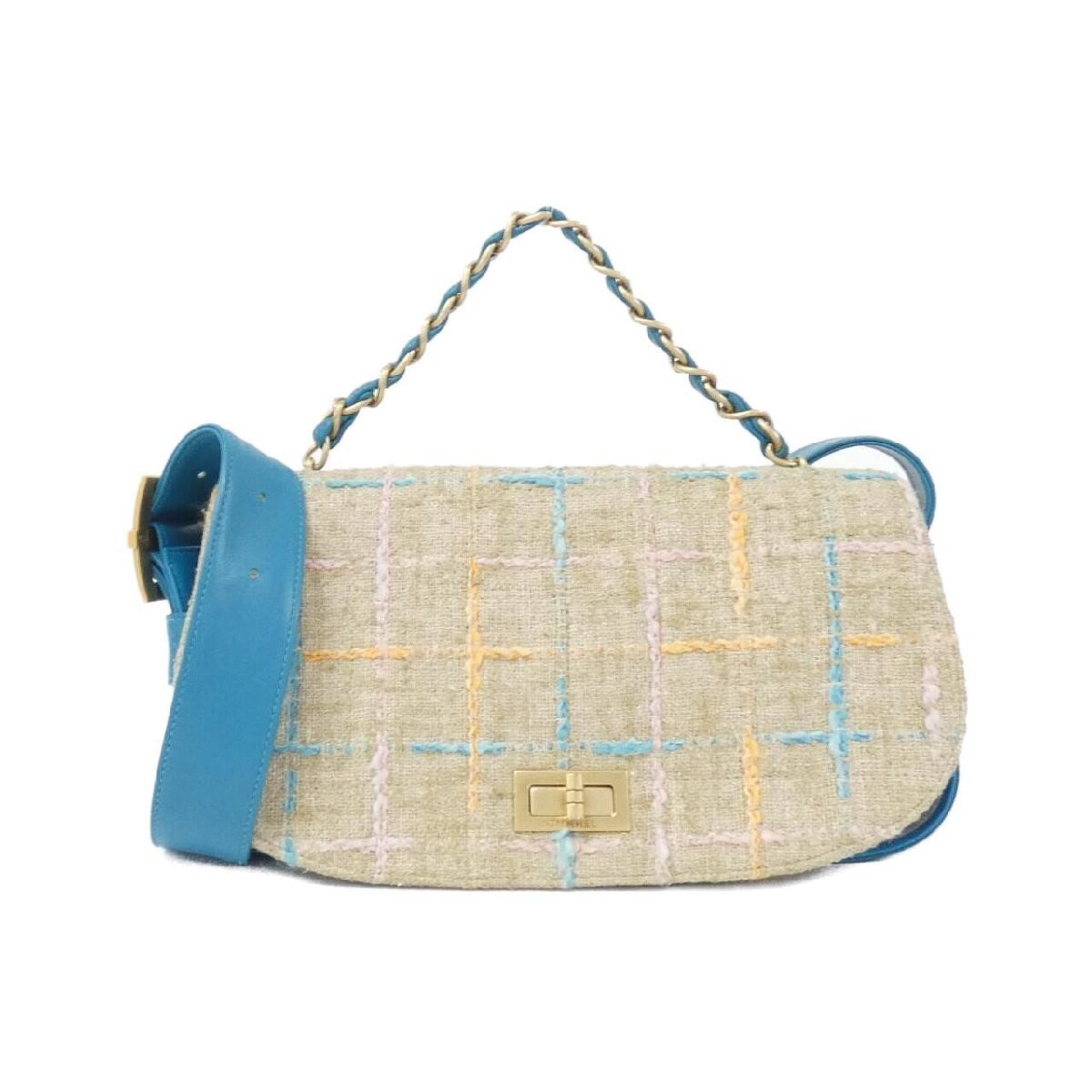 Vintage CHANEL Bag 16527 with Timeless Design