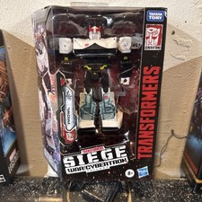 Prowl Deluxe Class Transformers Siege War For Cybertron Hasbro