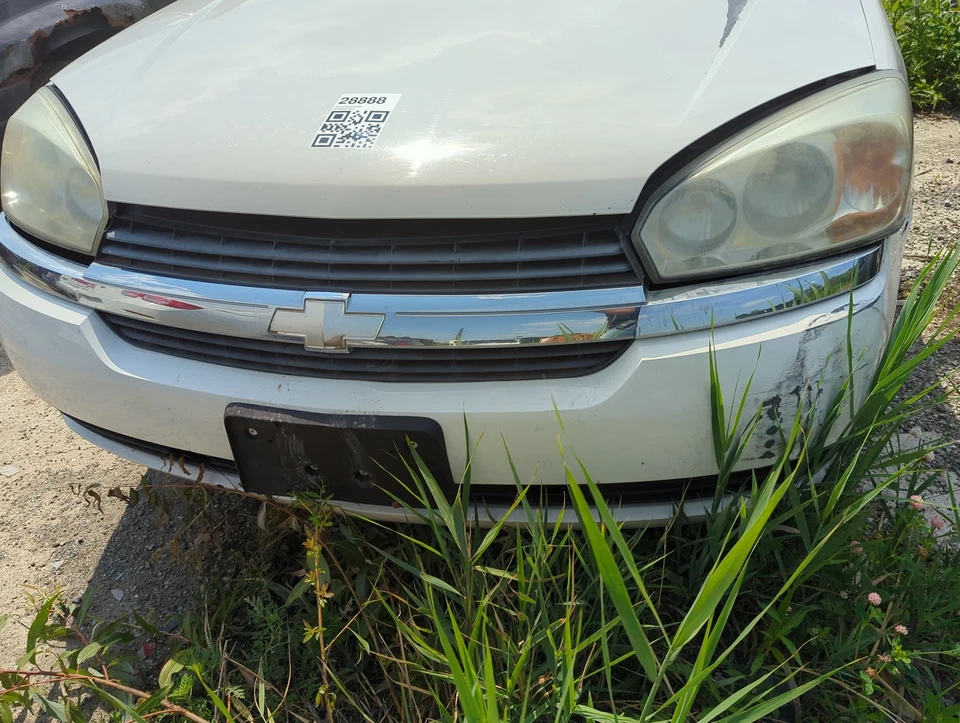 2004-2005 Chevrolet Malibu Front Bumper - Oem H3SJ3 Foto 2 de 3