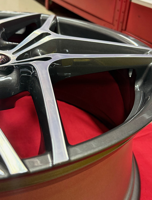 Ferrari OEM 20 x 8 Split 5 Spoke Wheel 303333 California T FR LH NEVER MOUNTED