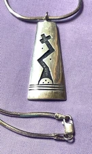 VINTAGE HOPI Craft  STERLING SPARKY MASAWYTEWA PENDANT NECKLACE