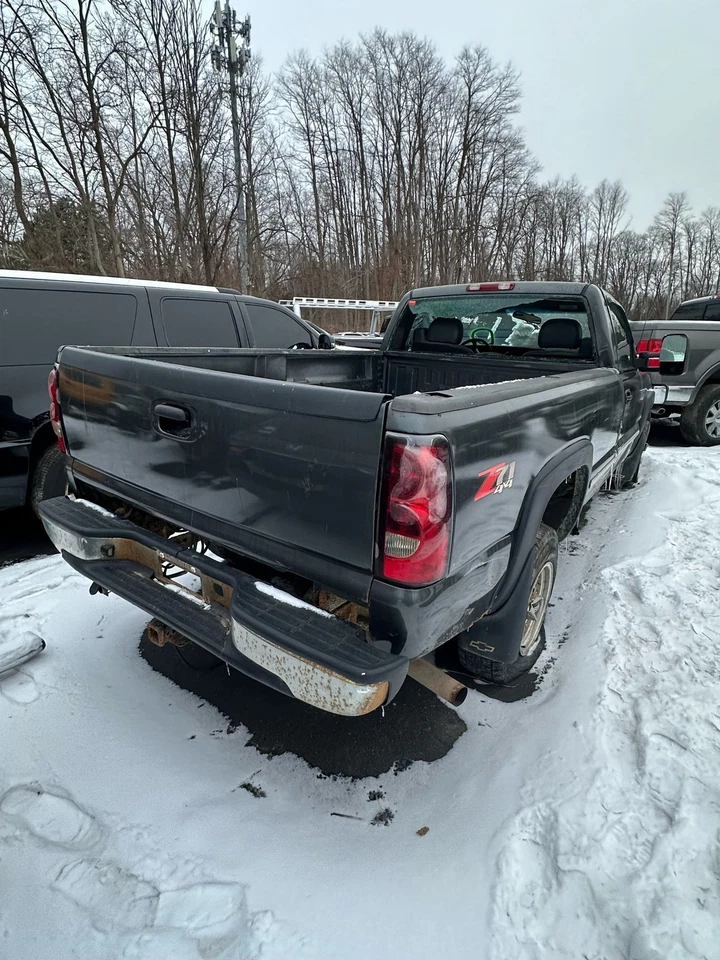 Conjunto de portador diferencial usado se adapta a: camioneta Chevrolet Silverado 2500 2001 Fr Foto 3 de 4