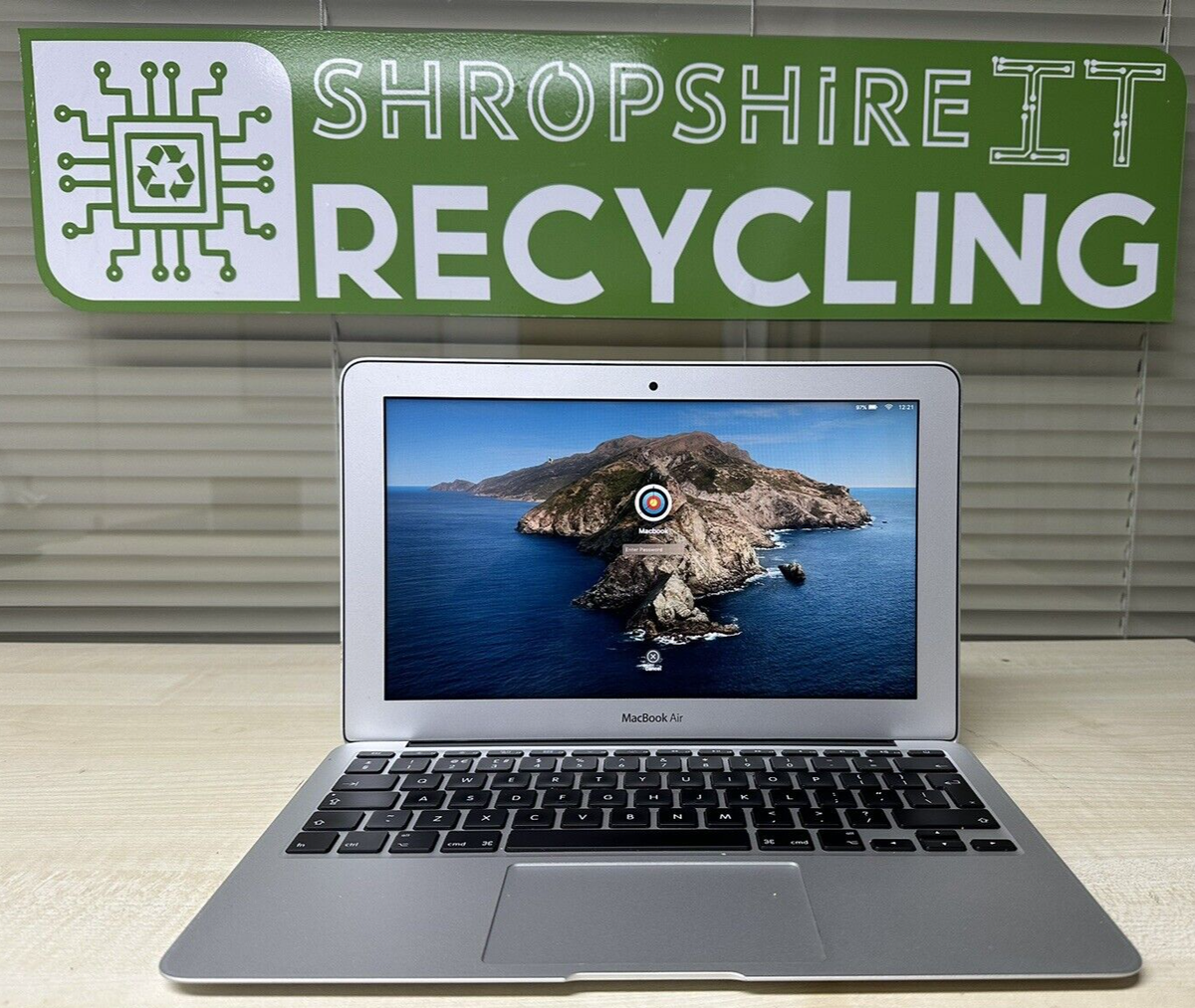 Apple MacBook Air 11