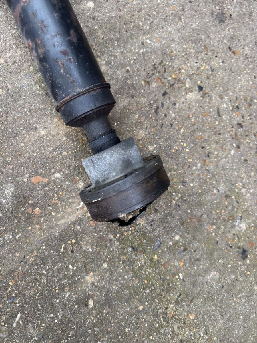 Audi RS4 B7 4.2 BNS Saloon Genuine Propshaft Cardan 8E0521101AA | eBay