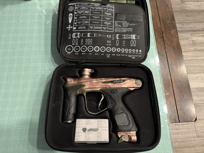 Dye M2 Paintball Marker