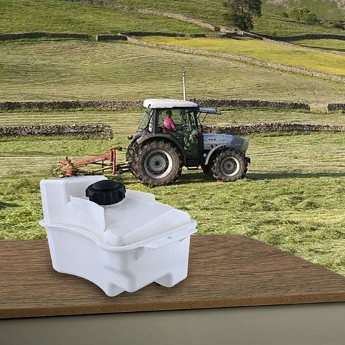 Cost effective Bulk Packaging of Fuel Tank for Lawn Tractor Maintenance - Bild 15 von 18