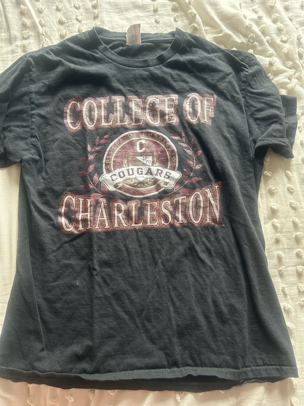 Charleston Cougars Black T-Shirt Shirt Adult Size M