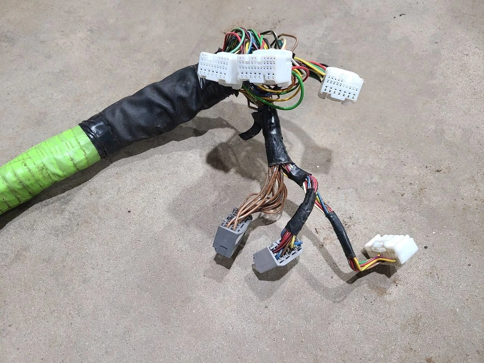 Arnés de cables del motor Toyota Camry 2004 (3,3 L/AT) Foto 2 de 4