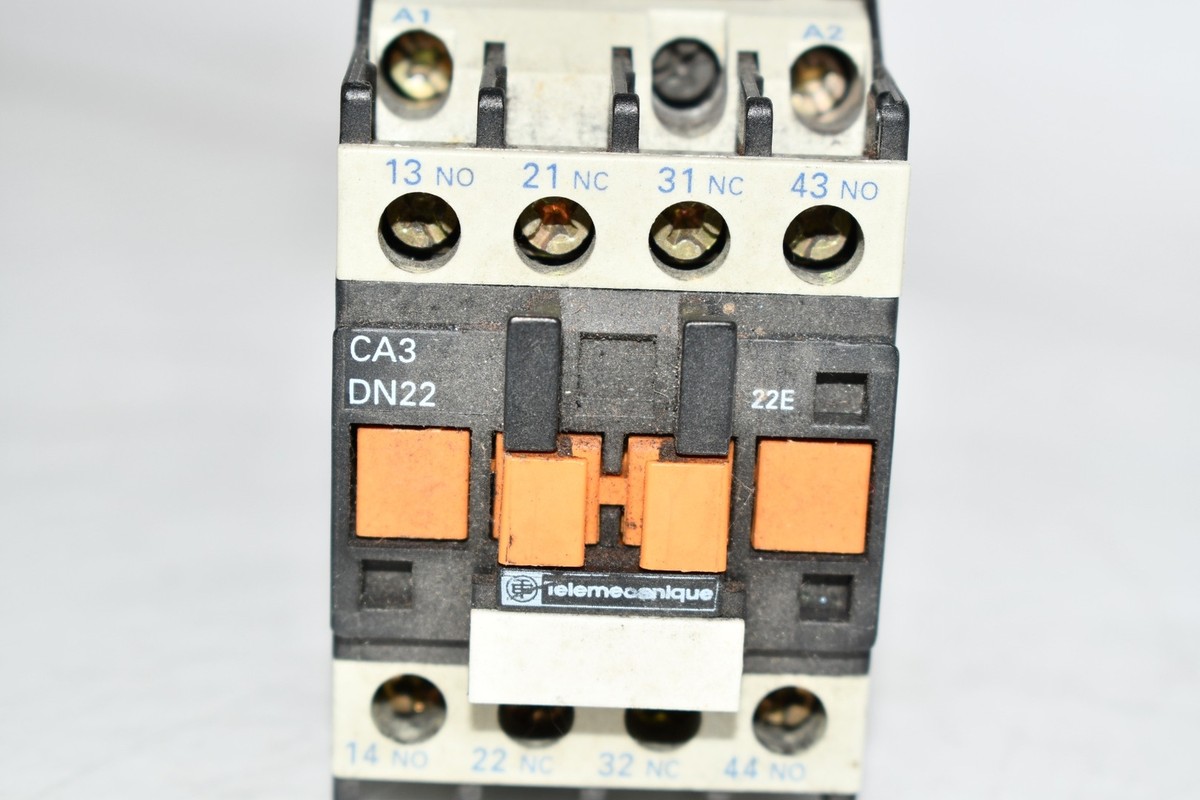 TELEMECANIQUE CA3 DN 22 CONTROL RELAY CONTACTOR CA3DN22 24V | eBay
