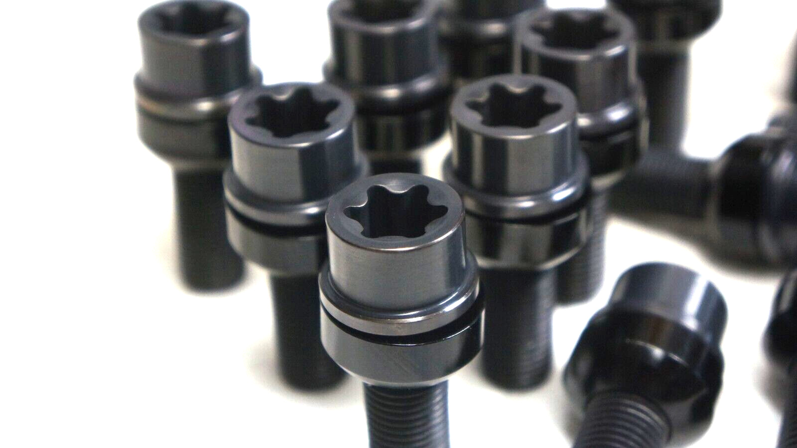 20x Torx 70 Black Titanium Wheel Lug Bolt 14x1.5 R13 Audi R8 RS VW Bentley