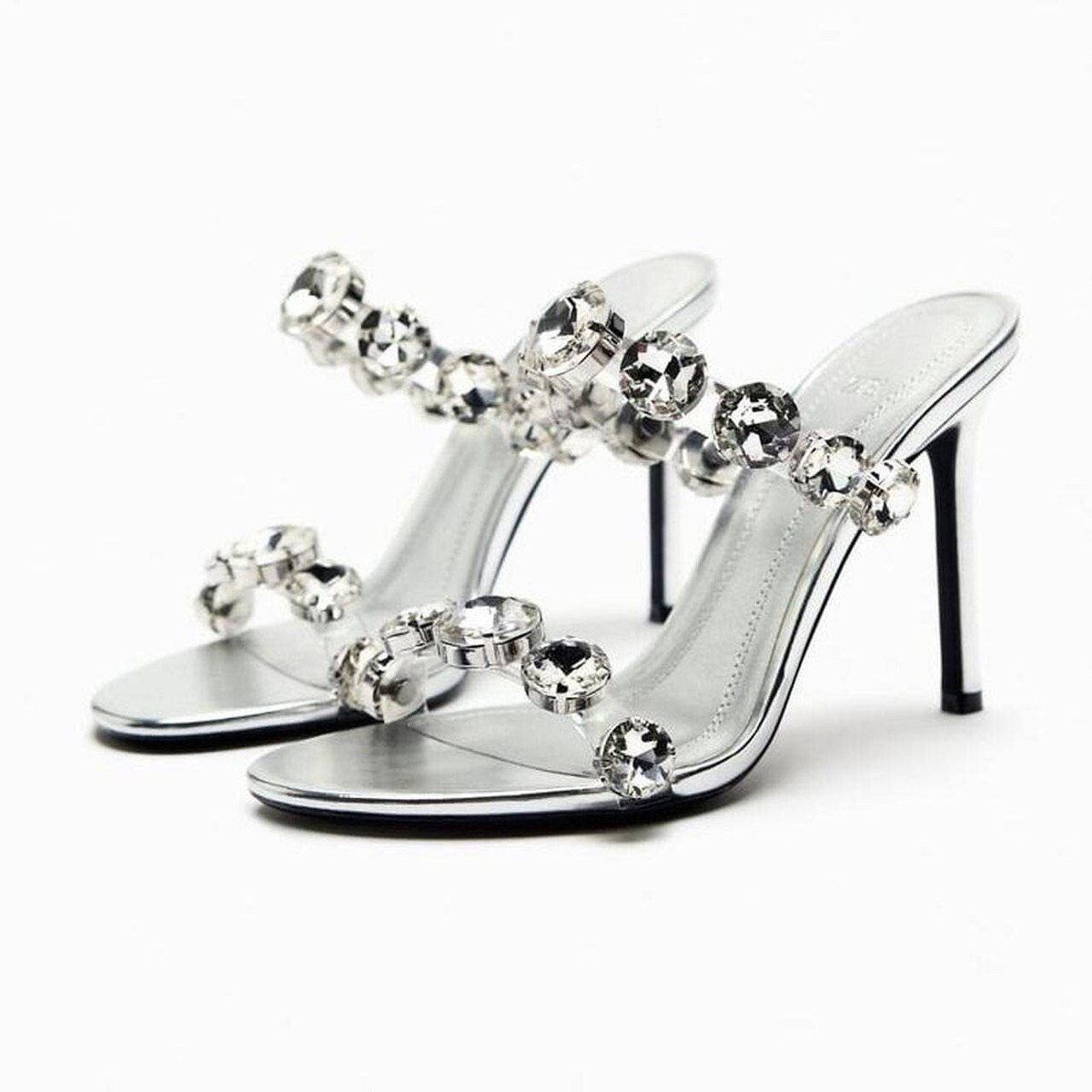 つるさん　！！！ ZARA TRIMMED HEELED VINYL MULES Silver | 1305/210 | eBay