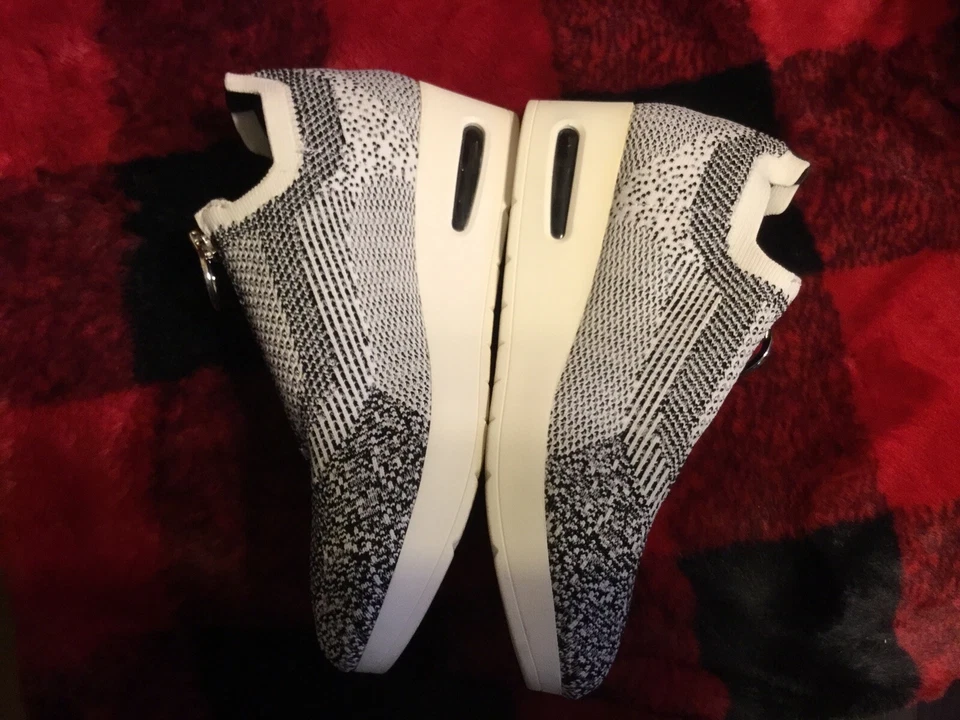 DKNY Zipper Sneakers Women's Shoes US 6.5 - Изображение 4 из 4