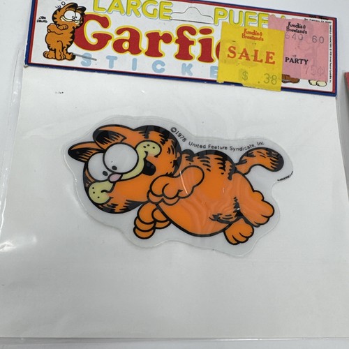 Garfield The Cat Vintage 1978 NOS Stickers Sheet Sticker Puffer Puffy Lot 3 - Picture 6 of 8
