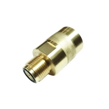 Air transfer adapter for 200/300 BAR cylinders