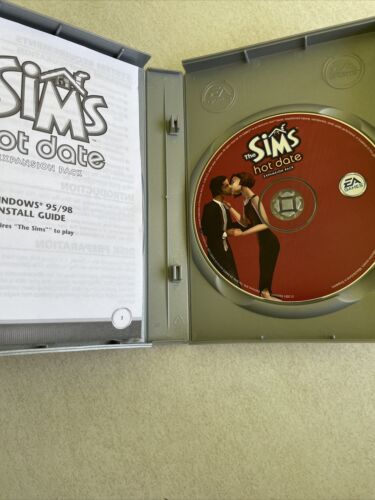 The Sims Hot Date Expansion Pack Bonus Vacation PC DVD Rom EA Games PAL M15+ - Picture 3 of 3