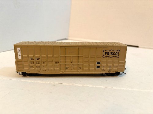 Carro de carga Roundhouse escala HO Frisco SLSF 9302 lado gofre 50' DG729 | Zustand: Used