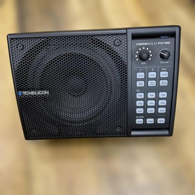 TC HELICON Voicesolo FX150 Speaker Personal PA System Vocal Processor GIG BAG