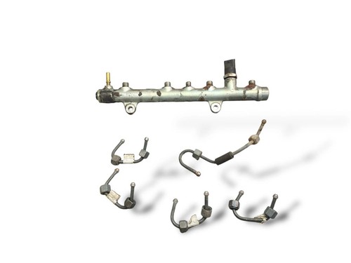 Renault Megane II Kraftstoffverteiler Einspritzleiste Verteilerrohr MDV24736