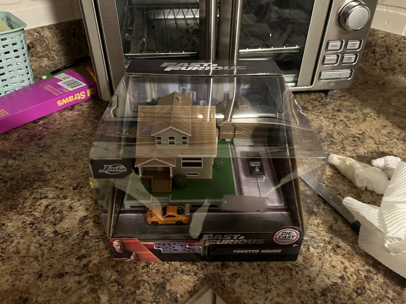 Jada Toys 33668 House Display Diorama with Die-cast Car